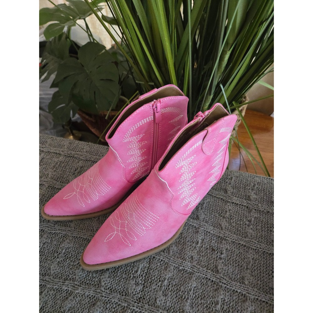 GLOBAL WIN Pink Western Ankle Boots Stitch Pointed Toe Block Heel Booties Size 8